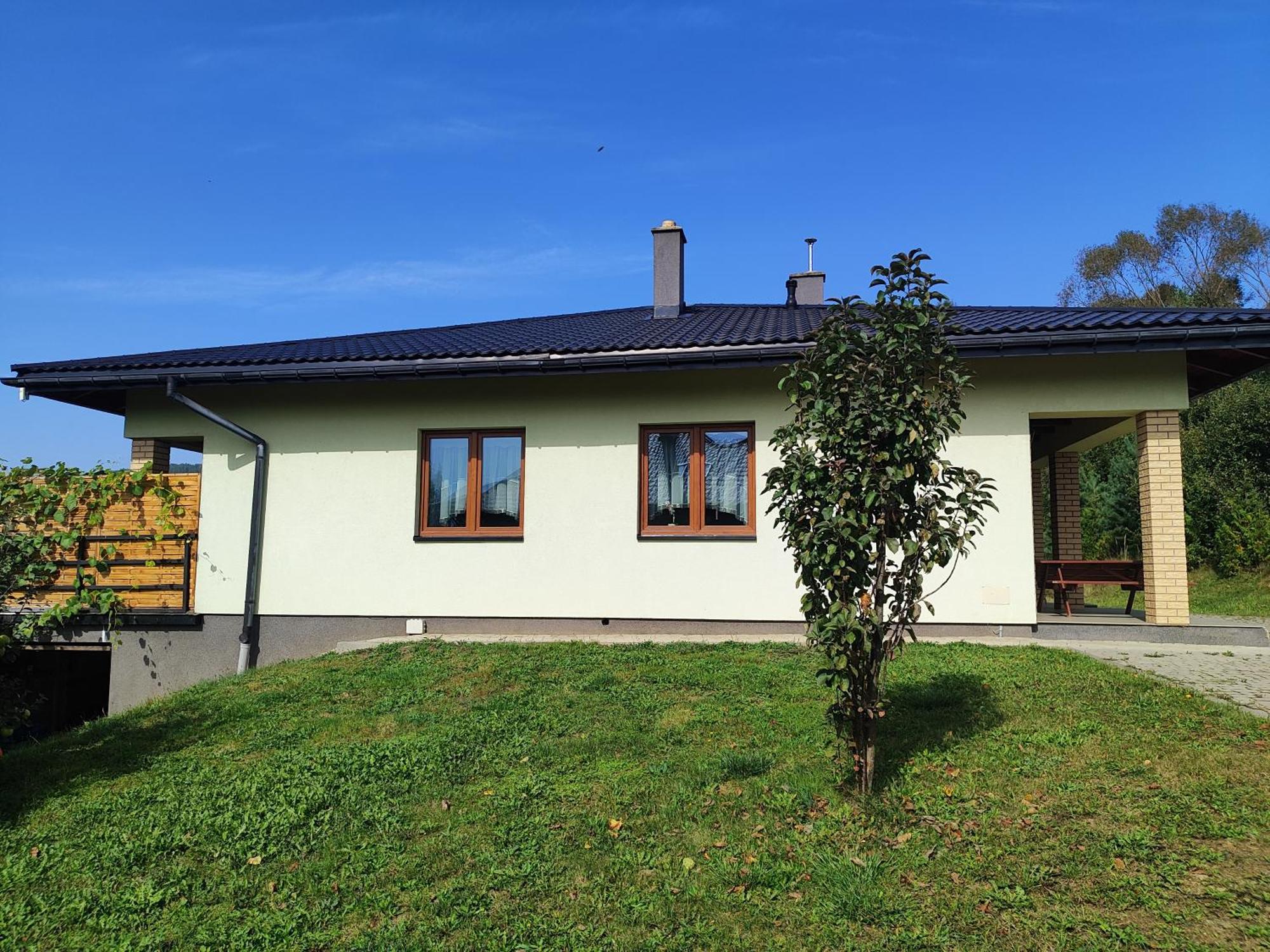 Dom Na Slonnym Villa Monasterzec Luaran gambar